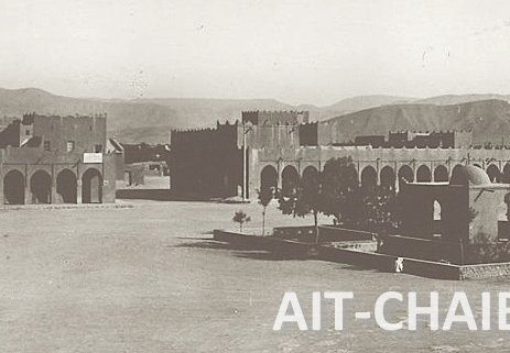 3 Ksar es Souk la place